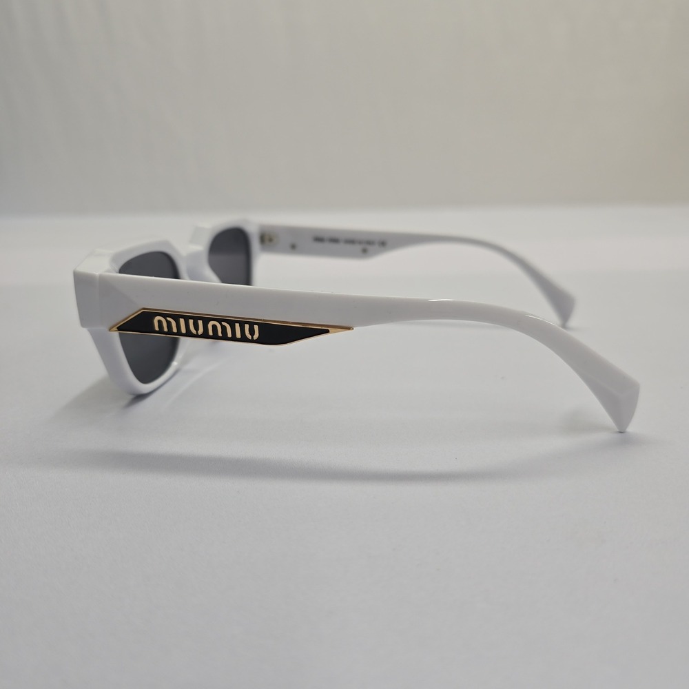 Miu Miu White Geometric Sunglasses SMU 09Y Dark Grey Lenses Made in Italy - Picture 7 of 9